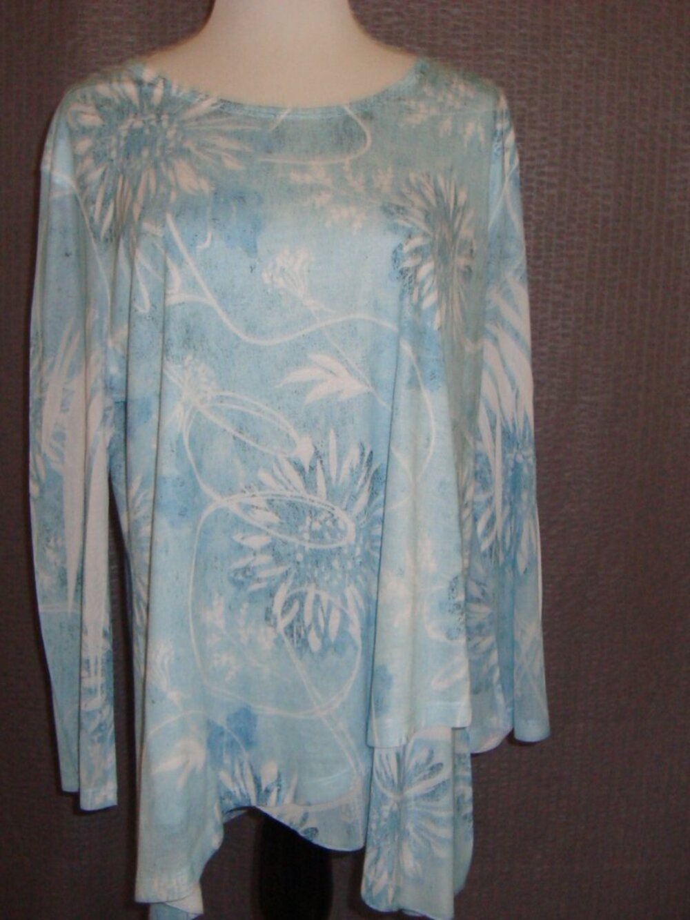 Jess & Jane Long Sleeve Tunic Top Layered Hem Blue sz L